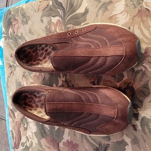 Women's Eady Spirit Mules, Size 9